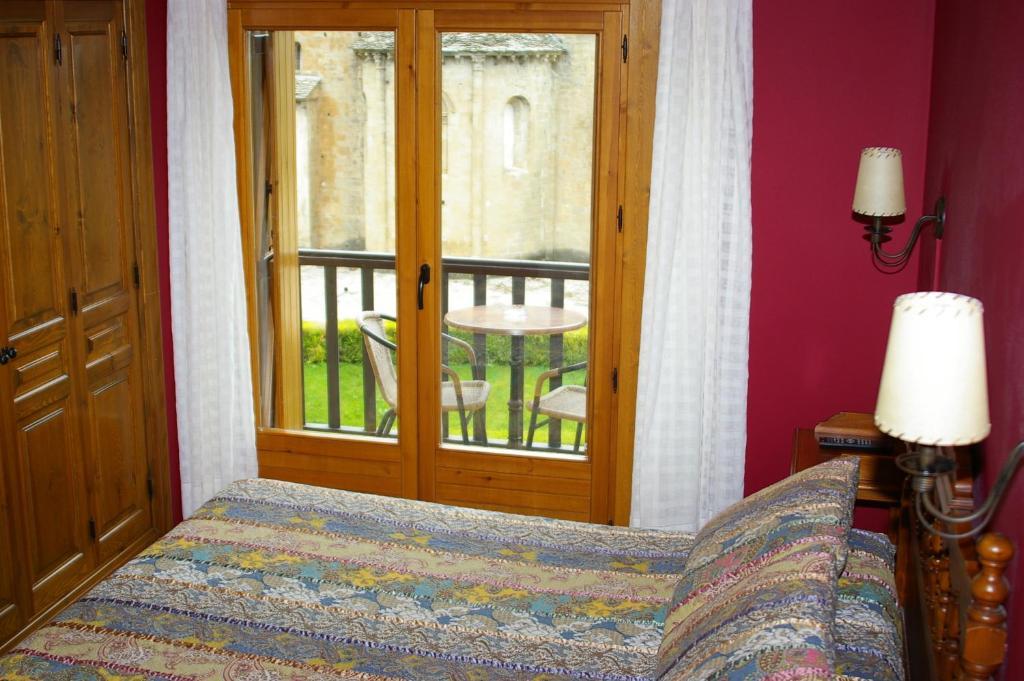 Hosteleria Santa Cruz Santa Cruz de la Serós Kamer foto