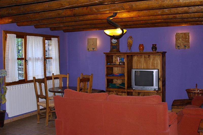Hosteleria Santa Cruz Santa Cruz de la Serós Buitenkant foto